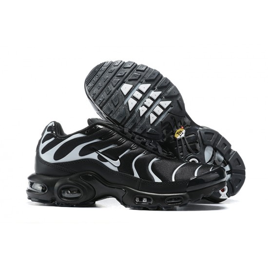 Air Max Plus Tn Men Sports Shoes Black Grey 852630-038