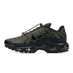 Air Max Plus Utility Men Sports Shoes Green Black FJ4232-200