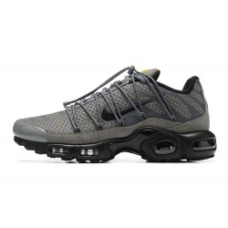 Air Max Plus Utility Men Sports Shoes Grey Black