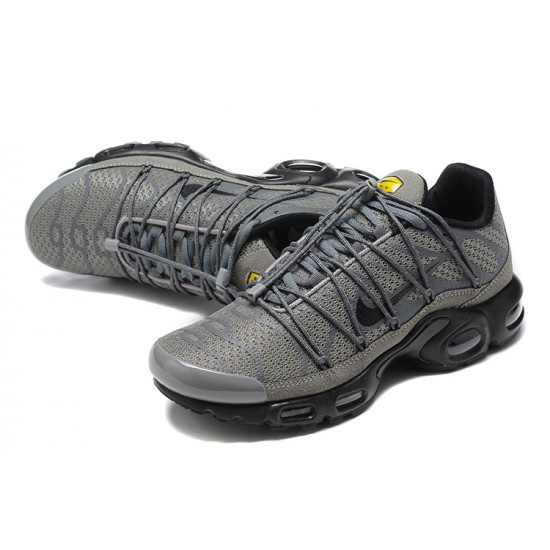 Air Max Plus Utility Men Sports Shoes Grey Black