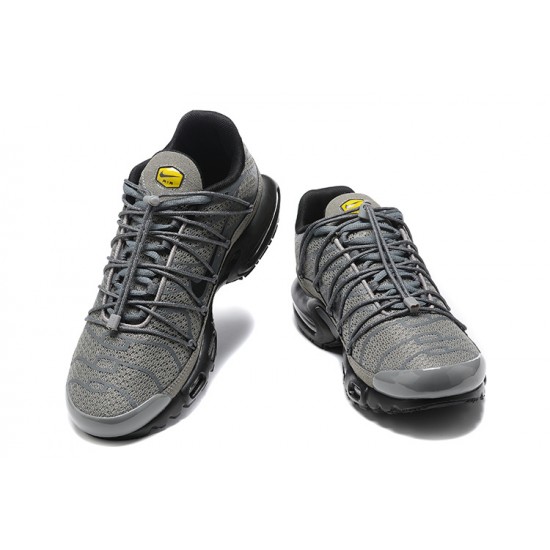 Air Max Plus Utility Men Sports Shoes Grey Black